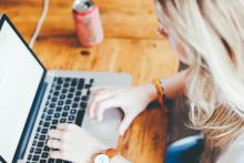 ¿Qué dice la ciencia sobre trabajar en casa u oficina?