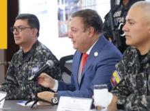 Ecuador desarticula banda que abastecía de armas a grupos irregulares de Colombia