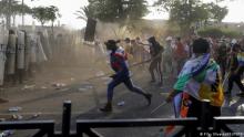 UE condena el uso "desproporcionado" de la fuerza en Perú