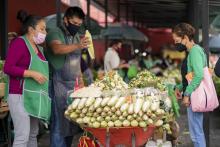 Inflación mundial se desacelera a distintas velocidades y bajo presiones diversas